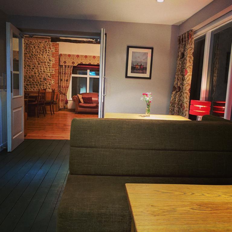 The White Horse Hotell Overstrand Eksteriør bilde